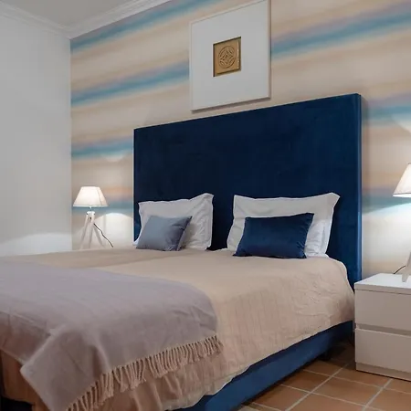 Stunning Caravelas *