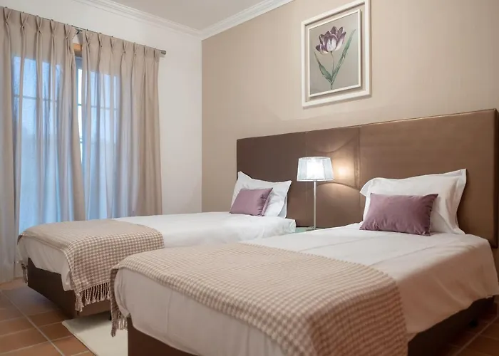 Stunning Caravelas *